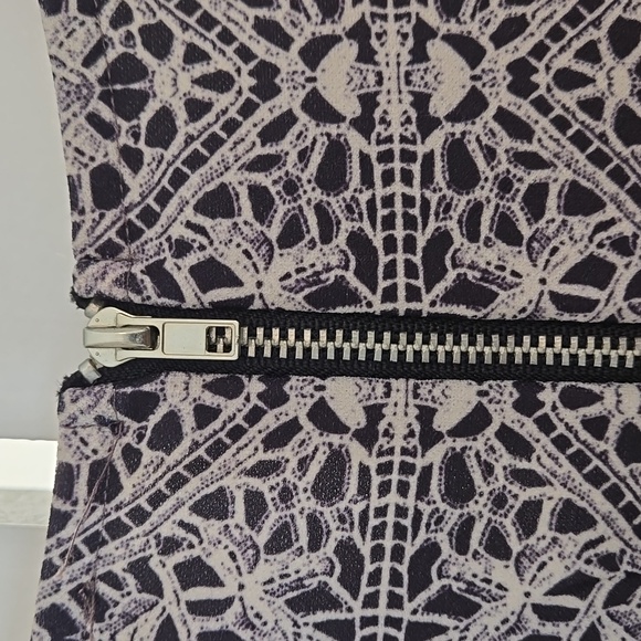 NWT ECI New York Dress Size 14 Black White Colorful Floral - Picture 6 of 10